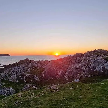 Hollymount House Semesterbostad *